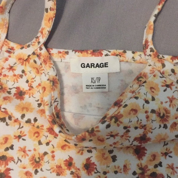 Floral garage croptop - Picture 5 of 6